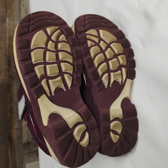 Winter Boots - SIZE: 9.5 - Picture 6 of 8